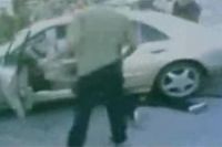 Crime de haine : un colon tente d'écraser une palestinienne, après l'avoir renversée (vidéo)